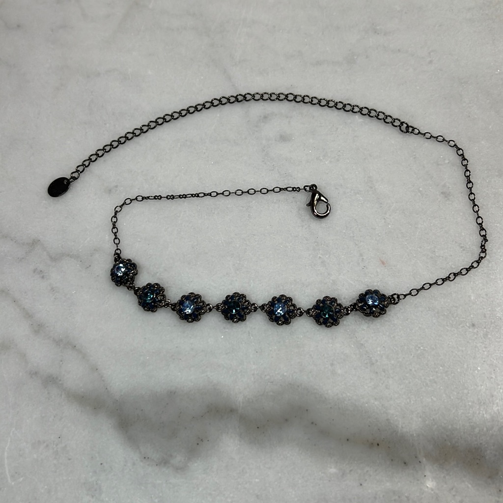 Choker Necklace 19$